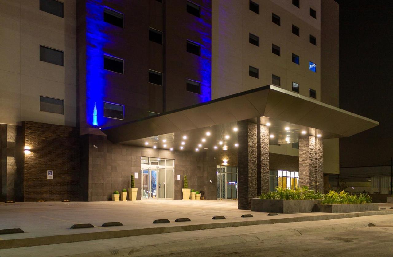 Holiday Inn Express & Suites - Tijuana Otay By Ihg Zewnętrze zdjęcie