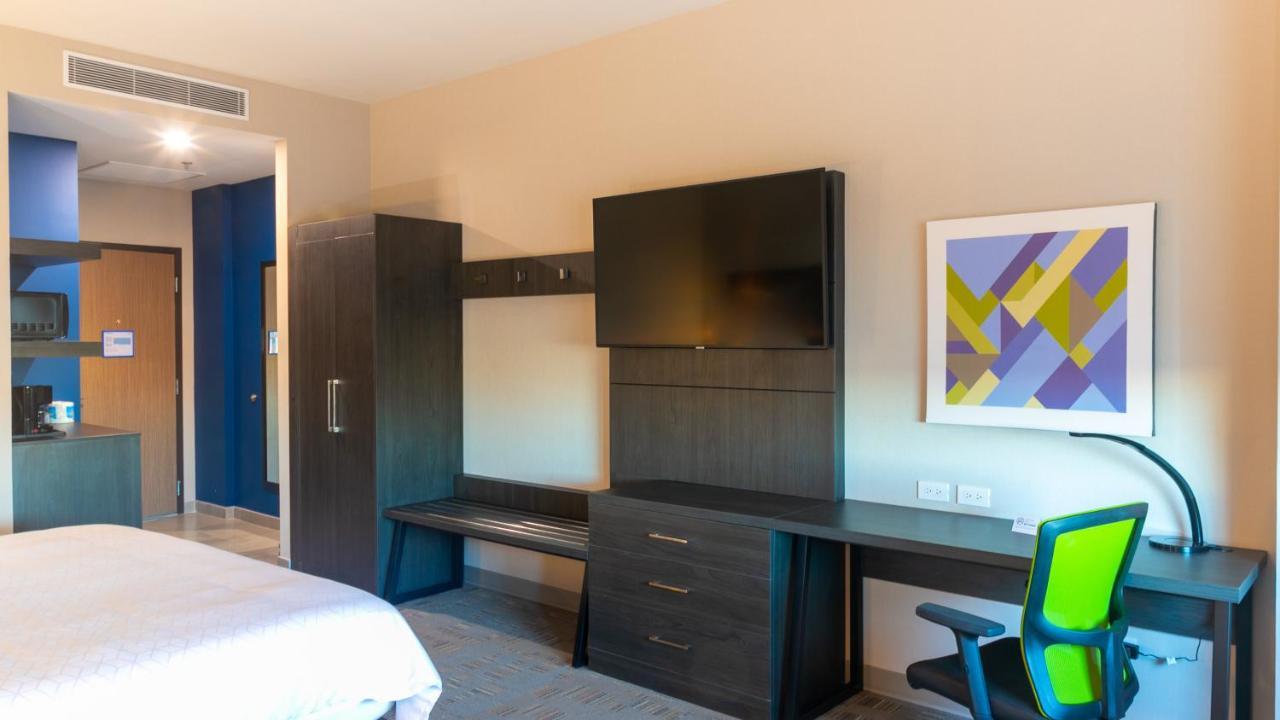 Holiday Inn Express & Suites - Tijuana Otay By Ihg Zewnętrze zdjęcie