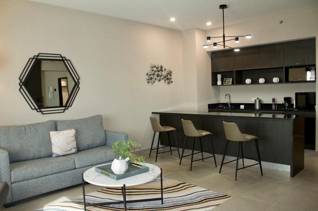 Holiday Inn Express & Suites - Tijuana Otay By Ihg Zewnętrze zdjęcie