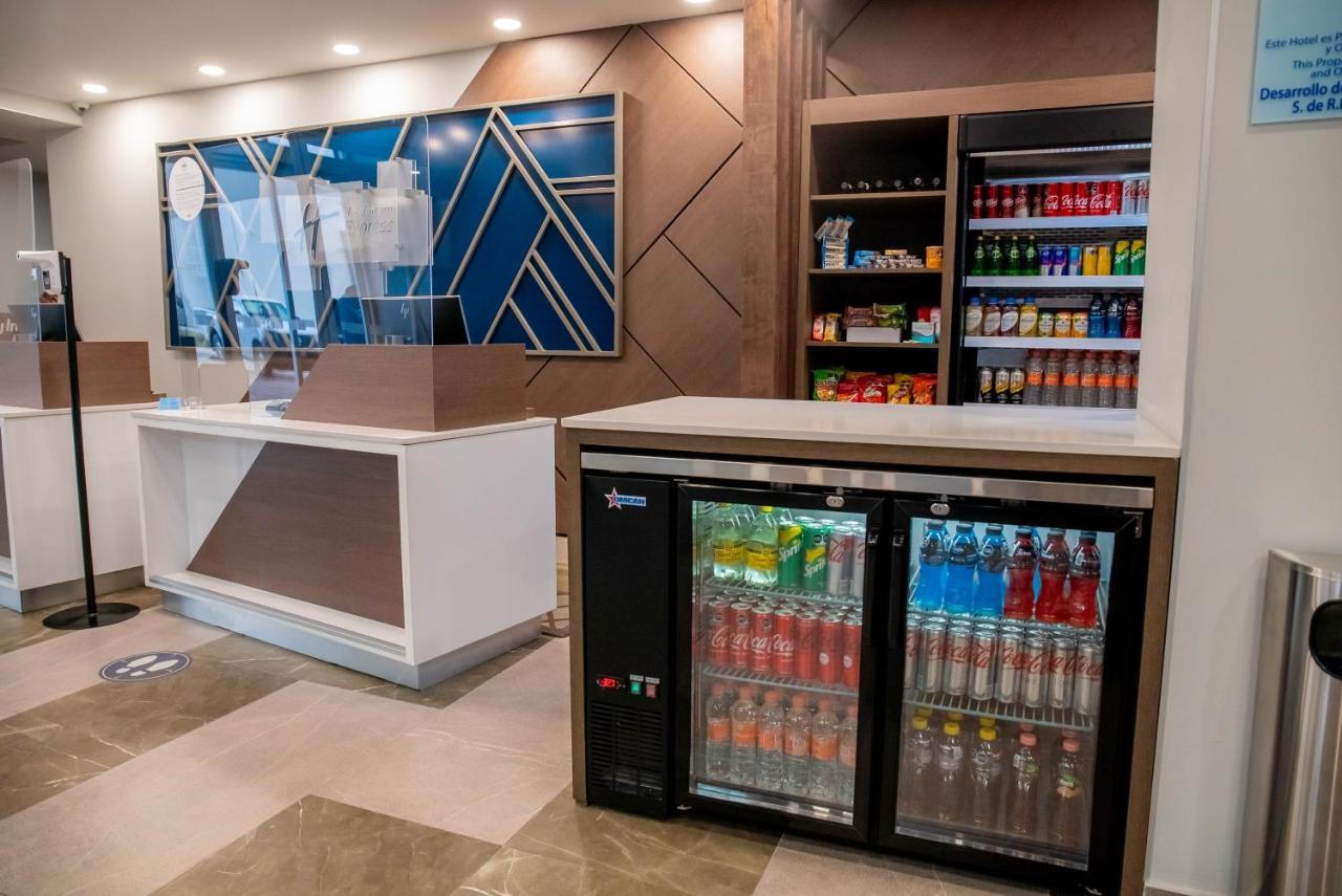 Holiday Inn Express & Suites - Tijuana Otay By Ihg Zewnętrze zdjęcie